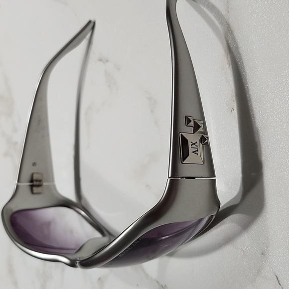 ☆Sale☆ Women's Armani Exchange Sunglasses - Picture 4 of 6
